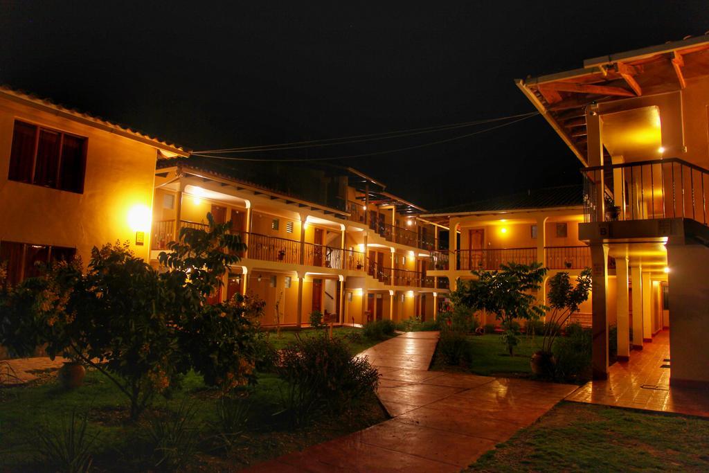 Tunupa Lodge Hotel Олантаятамбо Екстериор снимка