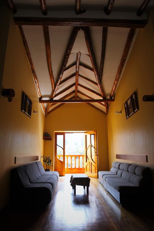 Tunupa Lodge Hotel Олантаятамбо Екстериор снимка