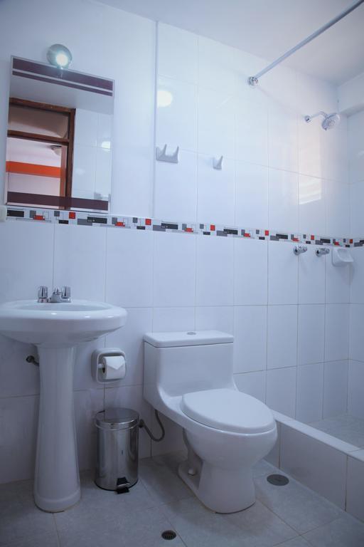 Tunupa Lodge Hotel Олантаятамбо Екстериор снимка