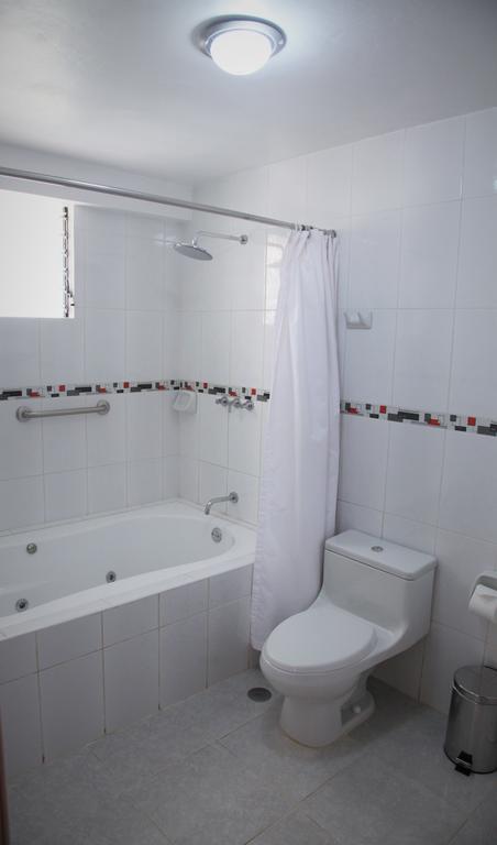Tunupa Lodge Hotel Олантаятамбо Екстериор снимка